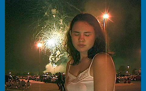 【Artist Project】 LOLONINE - One way or another ONE WAY OR ANOTHER - Artist Laurel Nakadate | Discover Nikkei