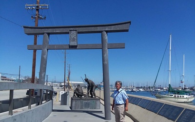 Thumbnail for Visitando la comunidad japonesa en Los Ángeles con una profesora japonesa de estudios sociales