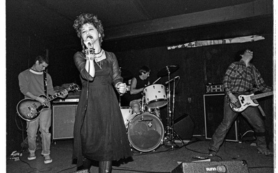 Thumbnail for La vida de Karen Maeda Allman en el punk rock - Parte 2