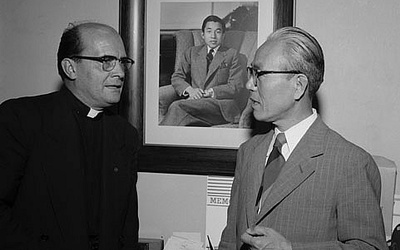 Thumbnail for Clement Boesflug: Padre Católico e Capelão JACL