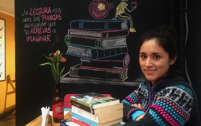 Thumbnail for Cerato Café: Entre cachorros e livros