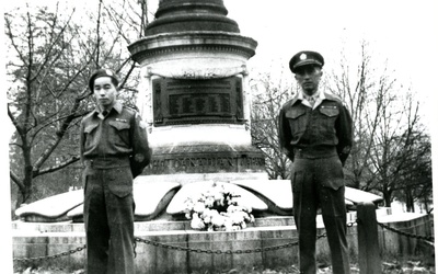 Thumbnail for Un lugar para recordar: el monumento a la guerra japonés-canadiense