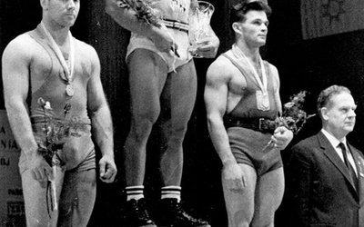 Thumbnail for Redescubriendo la leyenda de Tommy Kono, el mejor levantador de pesas del mundo