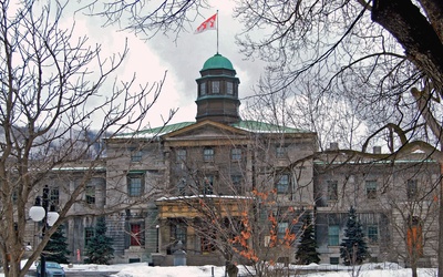 Thumbnail for &#39;Uma regulamentação equivocada e semi-fascista&#39;: O debate sobre a exclusão dos nipo-canadenses pela Universidade McGill durante a guerra