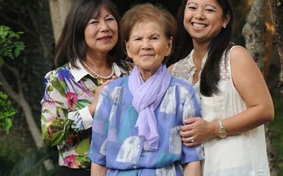 Thumbnail for 純子さんママ。戦争を生き延びた沖縄移民が思い出を語る