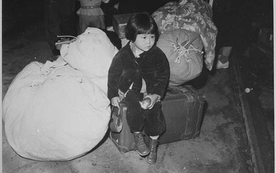 Thumbnail for Cómo recordar el encarcelamiento de japoneses estadounidenses en tiempos de guerra
