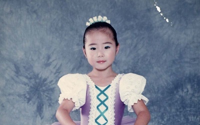Thumbnail for <em>La pequeña cerillera</em> - Artista debutante de ballet Yurino Niyama
