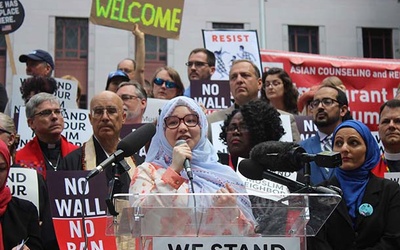 Thumbnail for 日系アメリカ人のイスラム教徒の女性として、私はイスラム教徒の入国禁止が将来の世代に影響を与えることを知っています