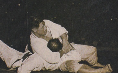 Thumbnail for The great fight between Masahiko Kimura and Helio Gracie: The two men&#39;s signature o-soto-gari and arm grab techniques explode
