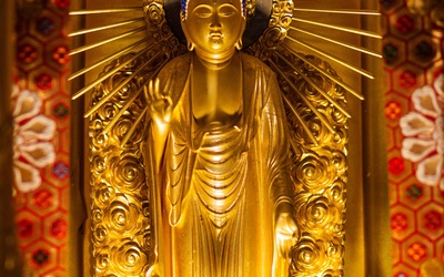 Thumbnail for ヤキマ仏教教会は耐える