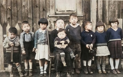 Thumbnail for 祖父母を思い出し、家族の歴史を学ぶ